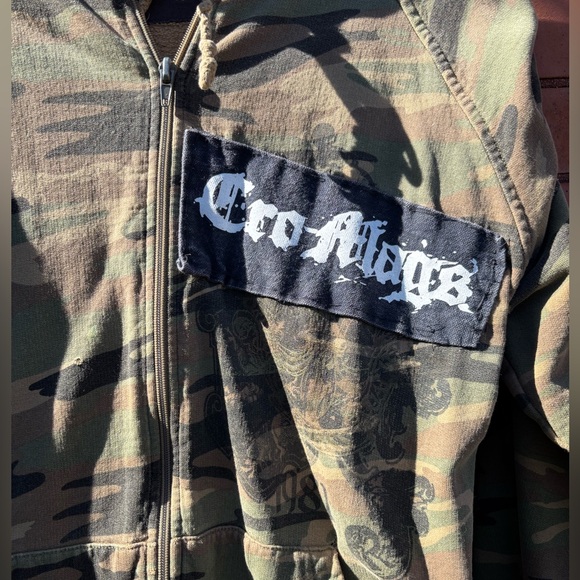 Jacket - Picture 2 of 5